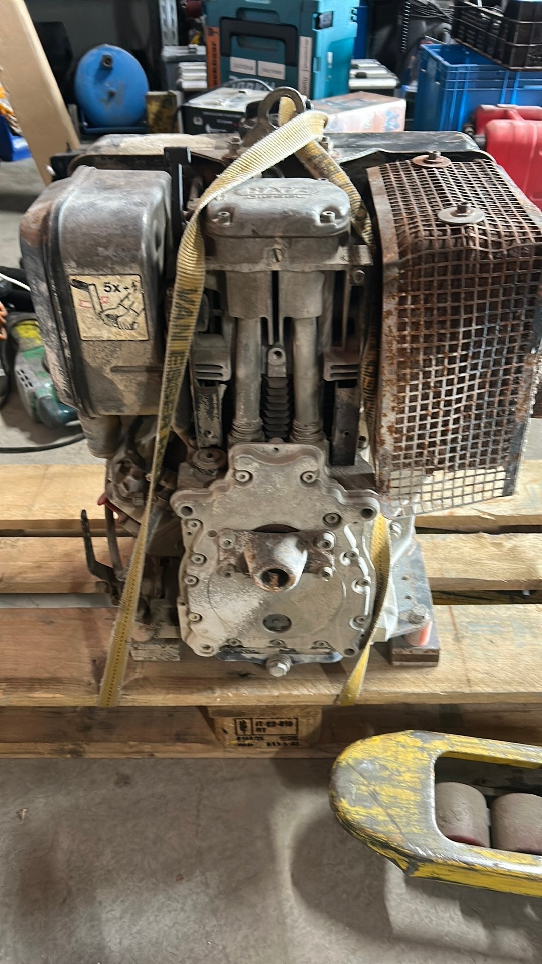 Hatz 14 pk dieselmotor, Ophalen of Verzenden, Zo goed als nieuw, Benzinemotor, 1800 rpm of meer