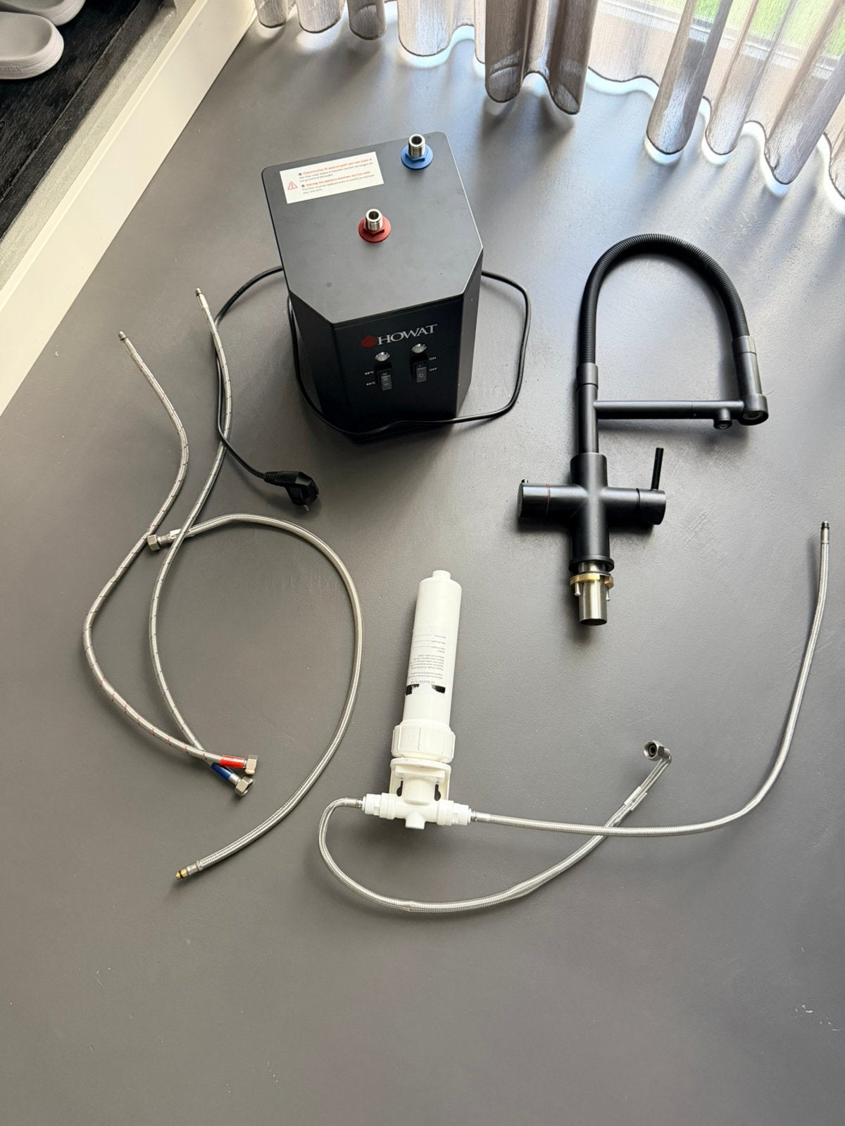 Howat kokend water kraan + boiler, Ophalen, Zwart, Metaal, Overige typen