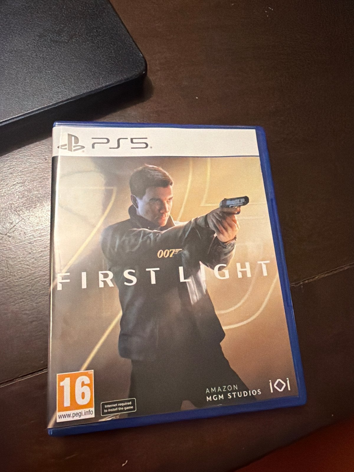 James Bond 007 First Light PS5 - Nieuwstaat, 1 speler, Zo goed als nieuw, Vanaf 16 jaar, Ophalen