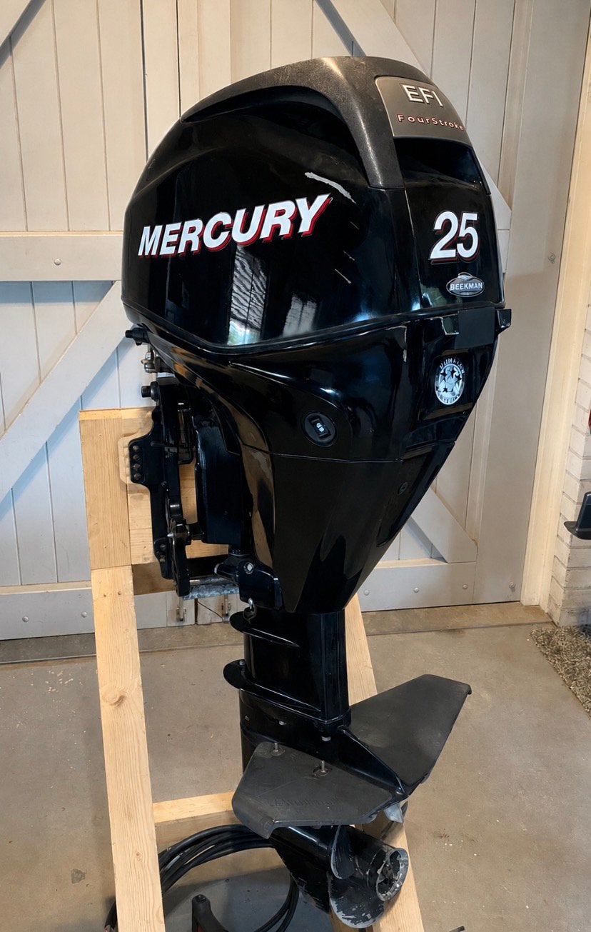 Mercury 25pk injectie 3 cillinder langstaart bbmotor, Watersport en Boten, Buiten- en Binnenboordmotoren, Ophalen, Zo goed als nieuw