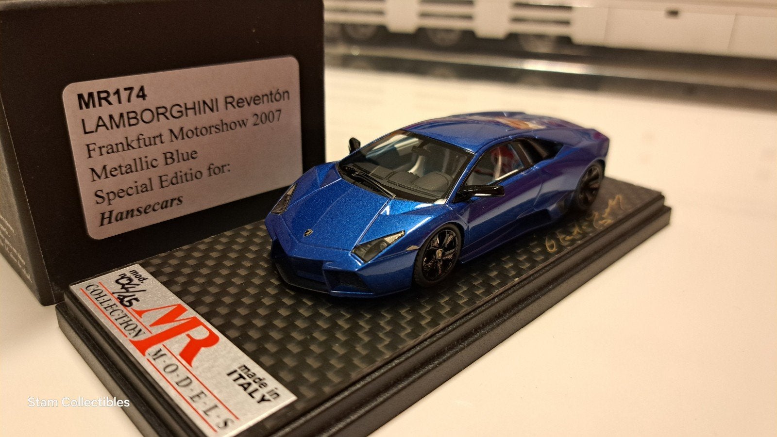 MR Collection MR174 Lamborghini Reventon Blue Met. - 2007, Overige merken, Auto, Ophalen of Verzenden, Zo goed als nieuw