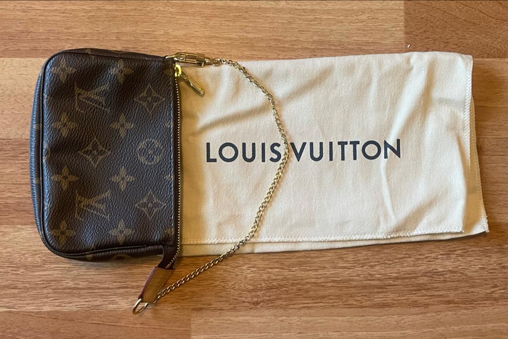 Louis Vuitton Mini Pochette Accessoires Monogram - Nieuw!, Ophalen of Verzenden, Nieuw, Bruin, Avondtasje
