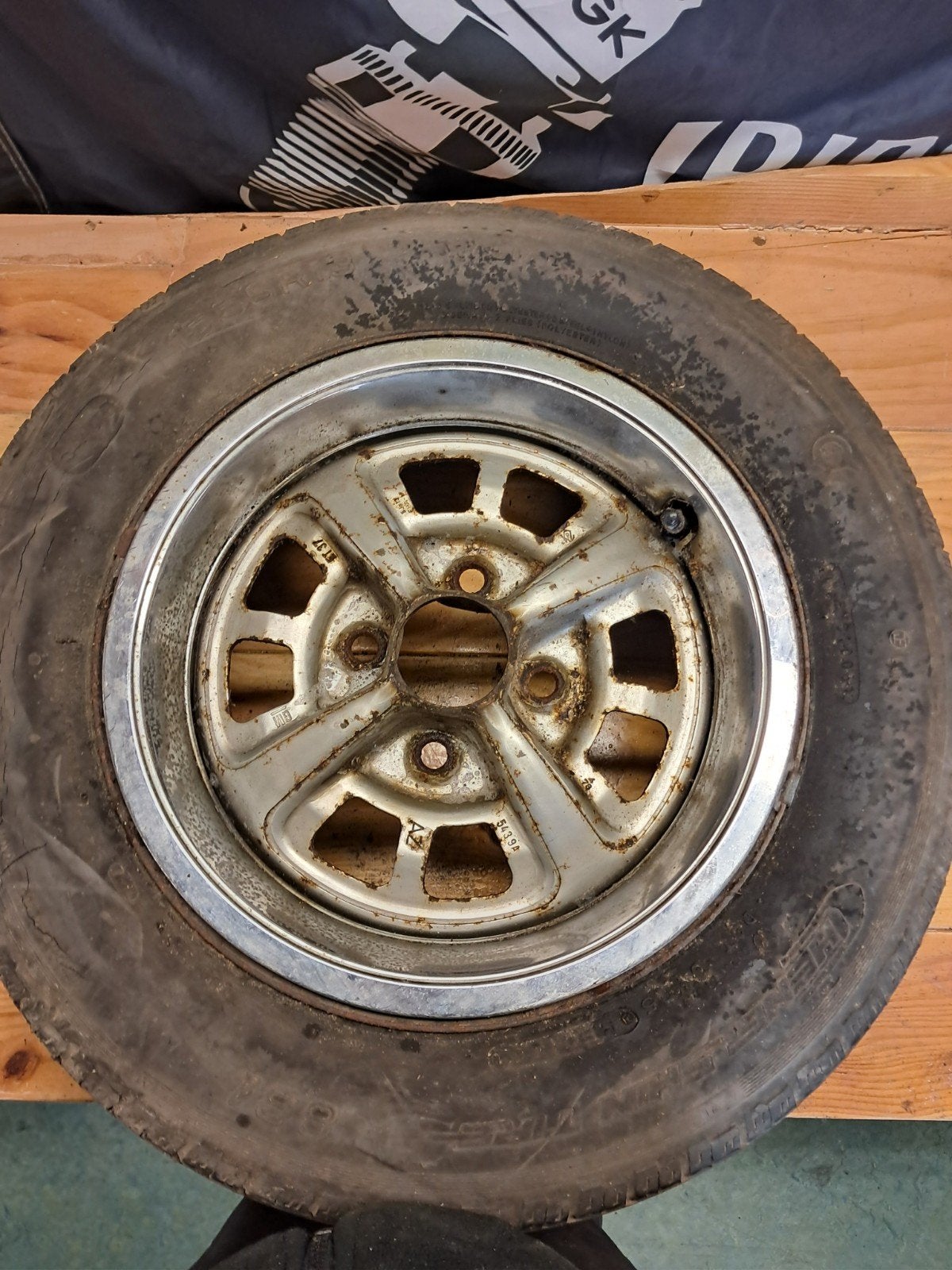 opel stalen velg, Ophalen