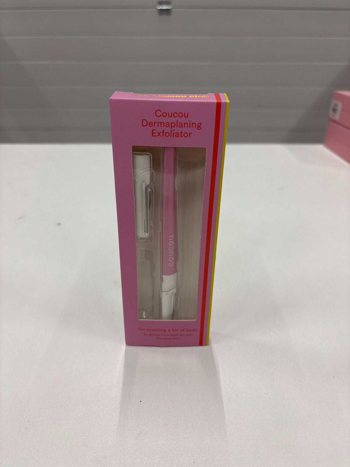 Coucou Dermaplaning Exfoliator - Nieuw in verpakking, Verzenden, Nieuw, Gehele gezicht, Reiniging