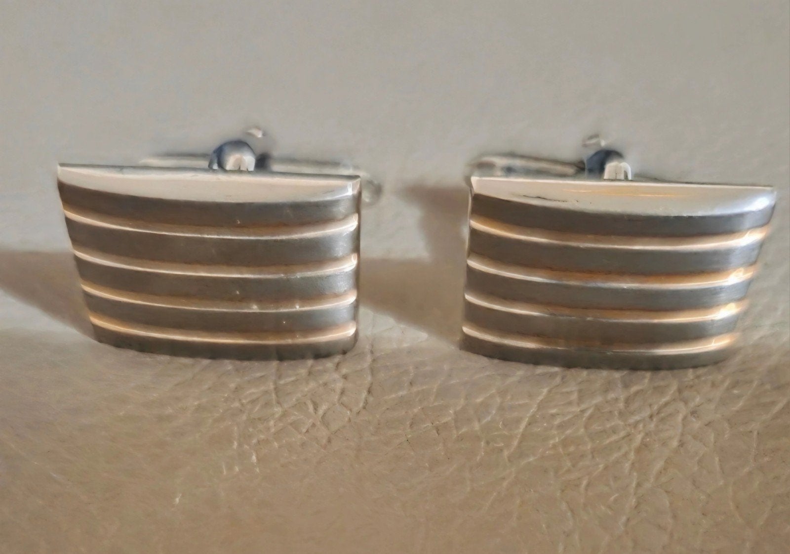 Manchetknopen zilver met goudkleurige strepen, Ophalen of Verzenden, Gebruikt, Zilver, Verguld