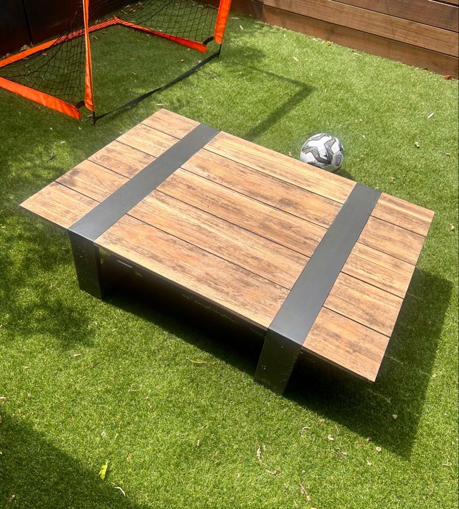 Tierra Outdoor (lounge) tuintafel - Hout en metaal, Ophalen, Gebruikt, Rechthoekig, Hout