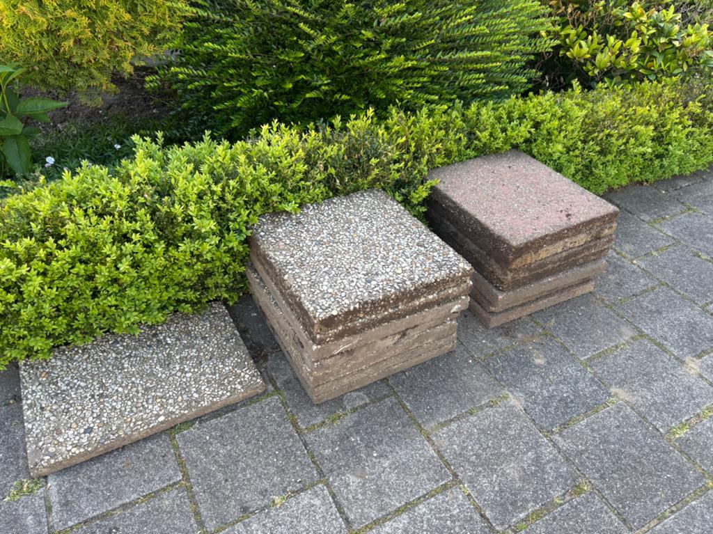 Gratis afhalen! Terrastegels/ grindtegels 50x50 cm, Tuin en Terras, Tegels en Klinkers, Ophalen, Gebruikt, Beton, Terrastegels