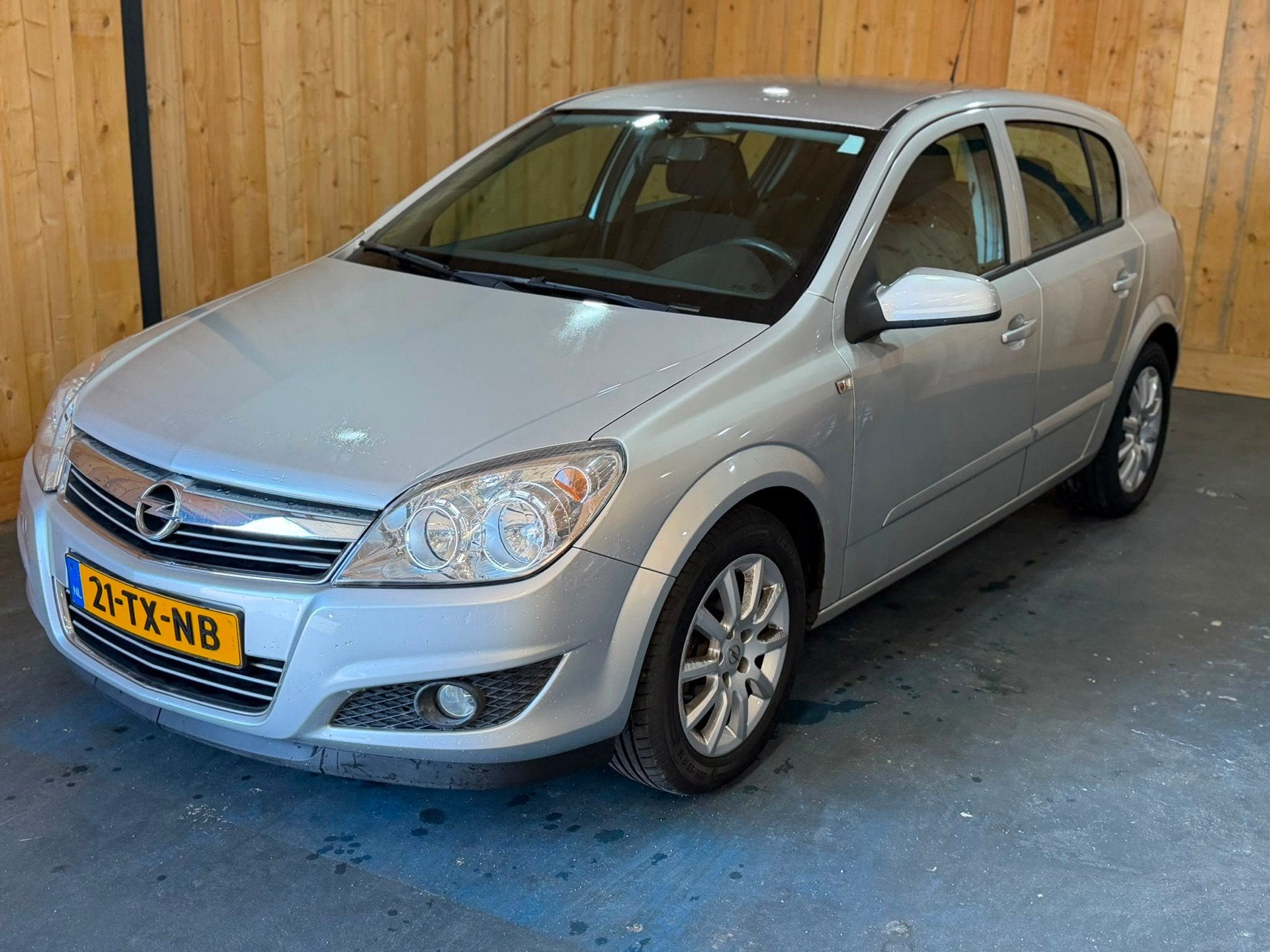 Opel Astra 1.6 Temptation 2007 Facelift 5-Deurs Airco 79.000, Voorwielaandrijving, 15 km/l, Gebruikt, 4 cilinders