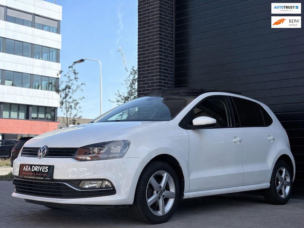 Volkswagen Polo 1.2 TSI Highline, Stof, Zwart, 4 cilinders, Wit