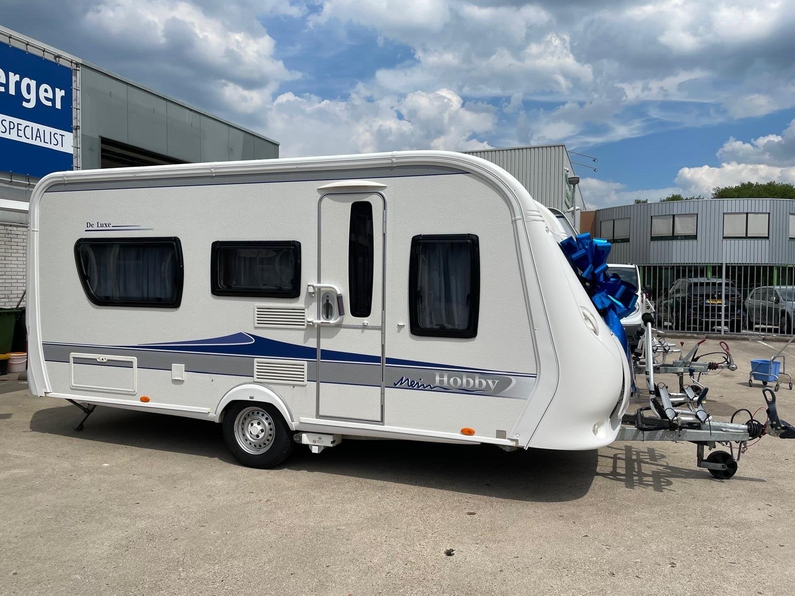 Hobby Caravan met mover, voortent en complete uitrusting, Rondzit, Hobby, Particulier, 5 tot 6 meter