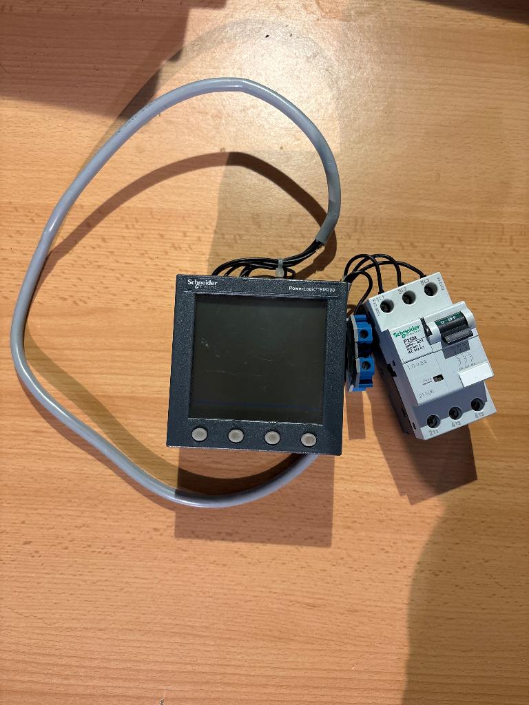 Schneider powerlogic PM200, Ophalen of Verzenden, Gebruikt, Overige typen