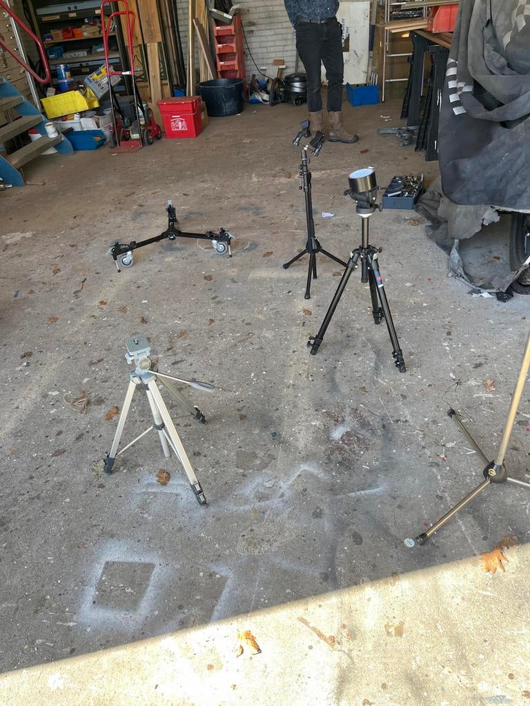 Lichtgewicht statief met balhoofd, Audio, Tv en Foto, Fotografie | Statieven en Balhoofden, Gebruikt, Minder dan 150 cm, Met balhoofd