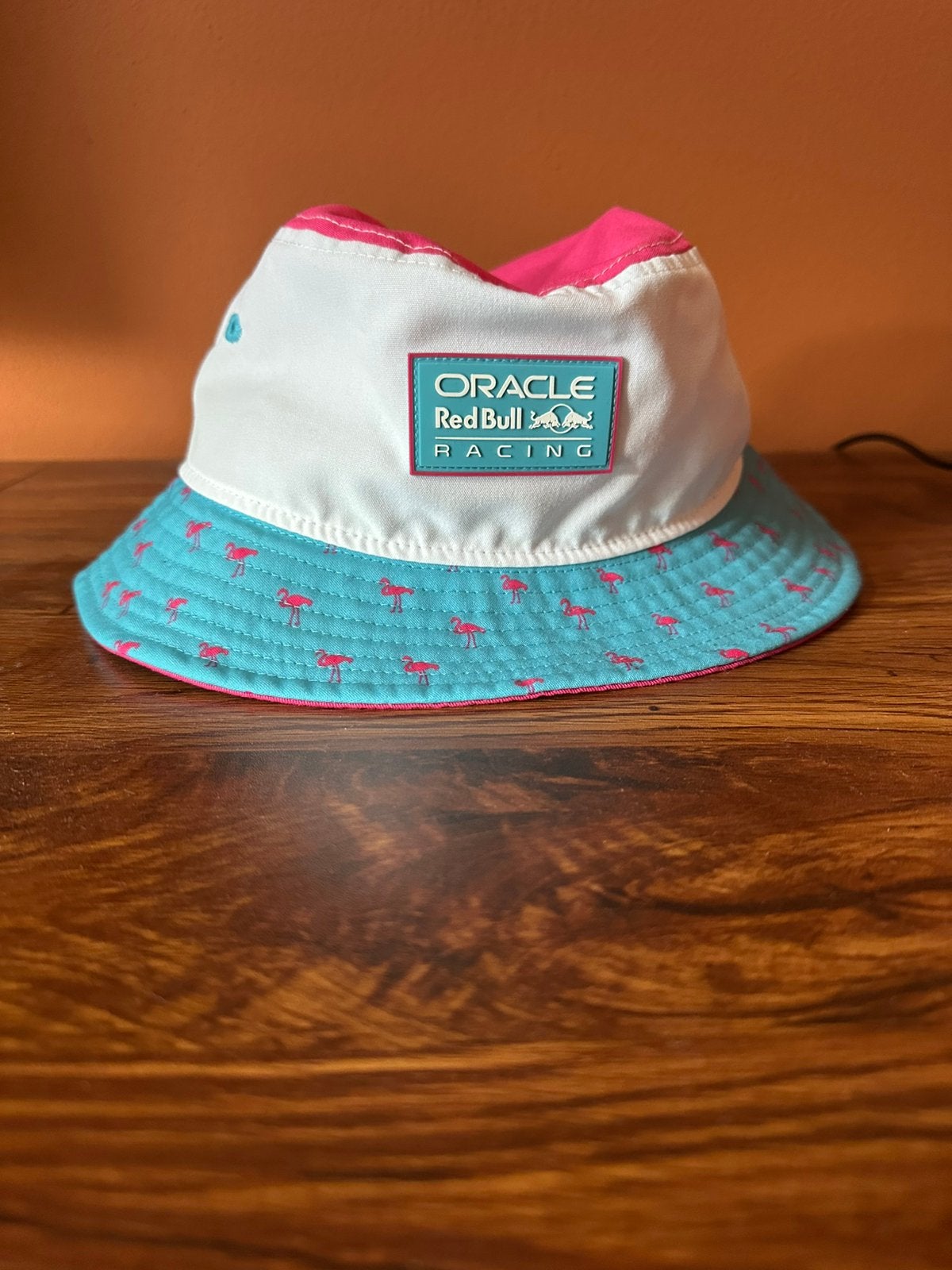 Oracle RedBull Racing Buckethat Miami 2023, Ophalen of Verzenden, Zo goed als nieuw