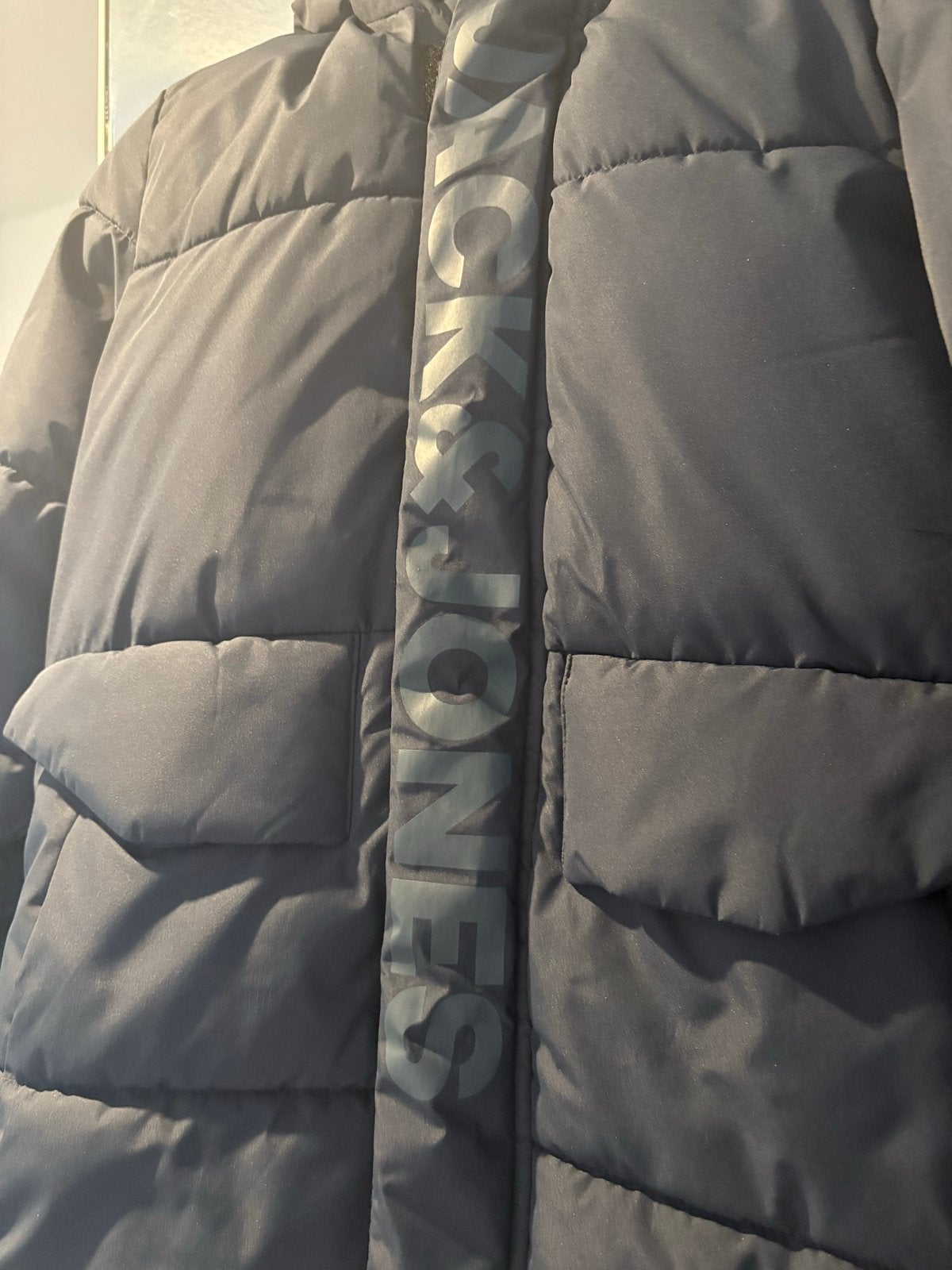 Als nieuw! Jack & Jones donkerblauwe winterjas maat 164, Ophalen of Verzenden, Zo goed als nieuw, Jongen, Jas