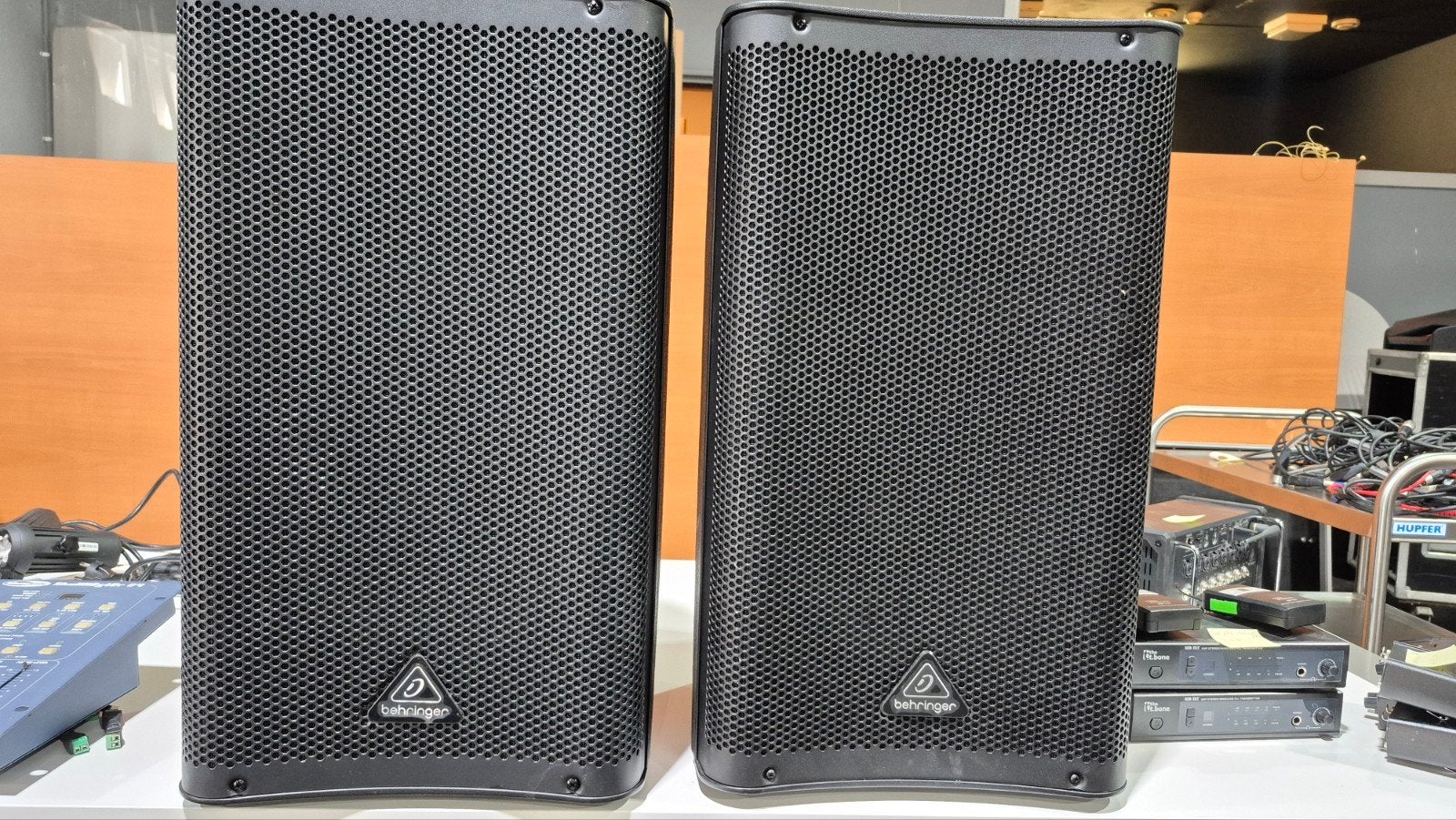 IN PRIJS VERLAAGD!! per stuk Behringer DR112DSP actieve luid, Gebruikt, Party speaker, AUX-ingang, Ophalen