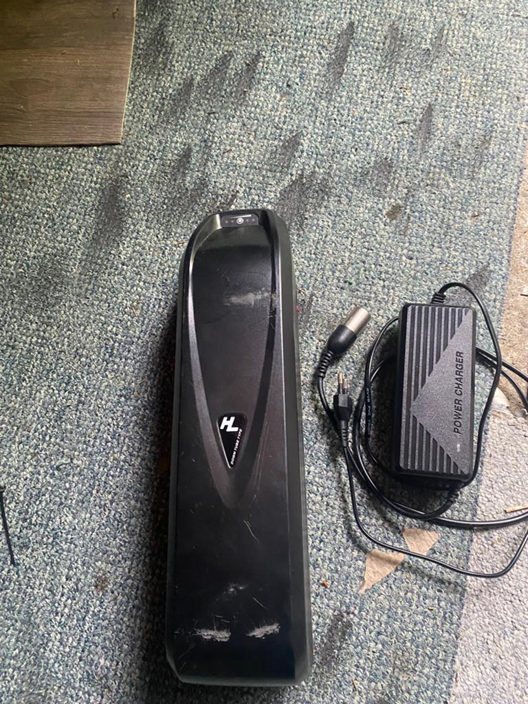 Accu 48v 25AH nieuw, Ophalen