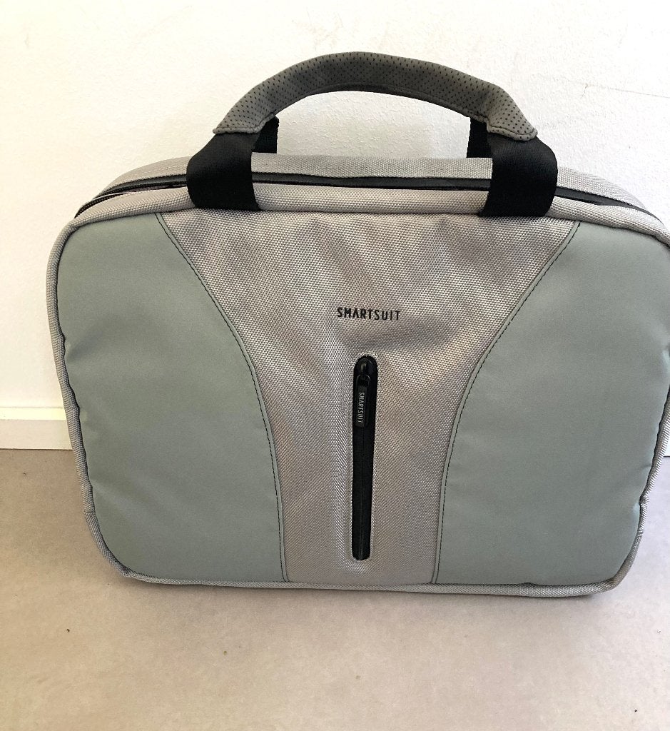 SmartSuit 16" Laptoptas briefcase tas Silver Nieuw in doos, Computers en Software, N, N, Smartsuit, Grijs
