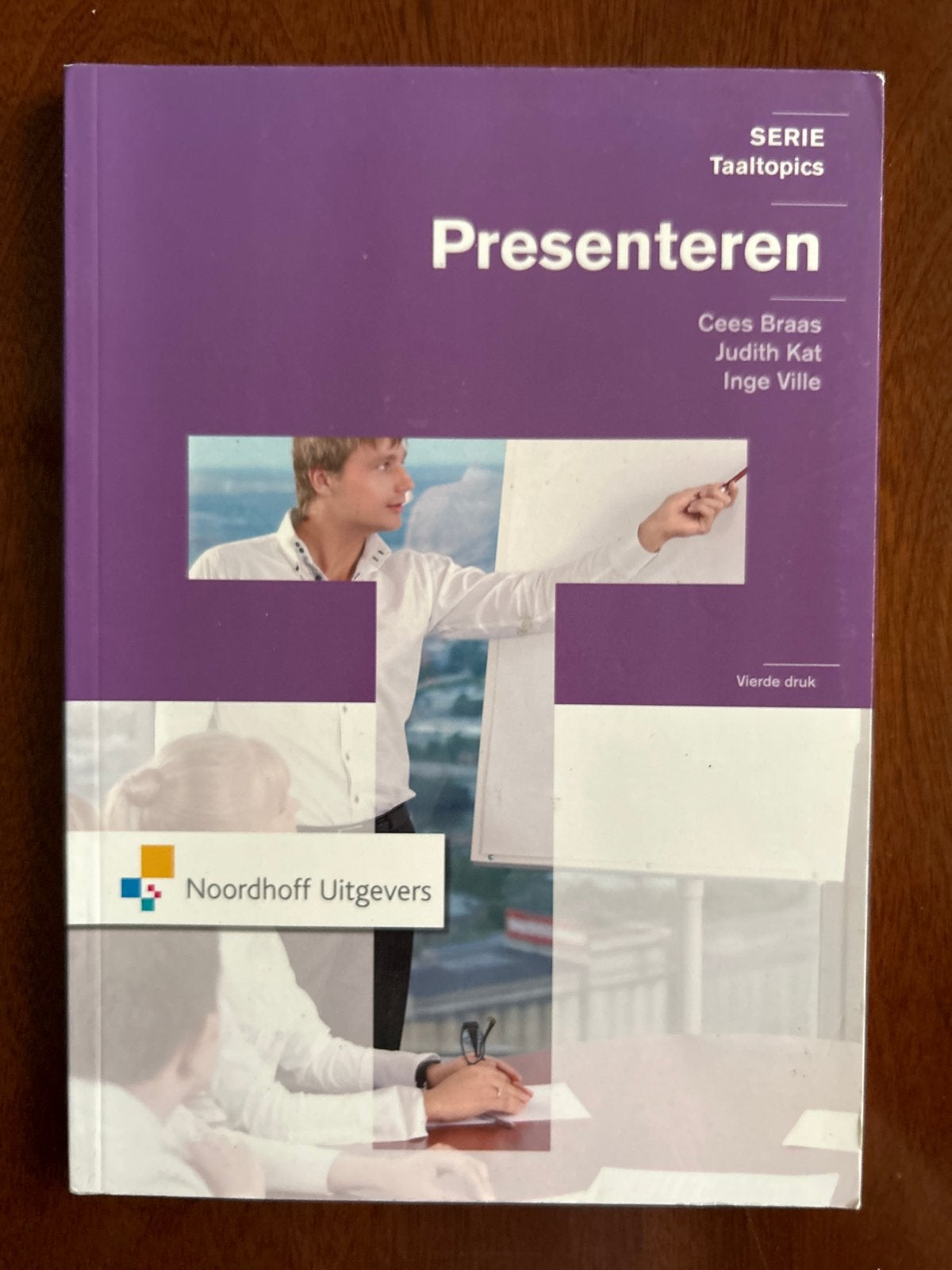 Presenteren - Serie Taaltopics (Noordhoff Uitgevers), Boeken, Ophalen of Verzenden, Alpha, Gelezen, HBO