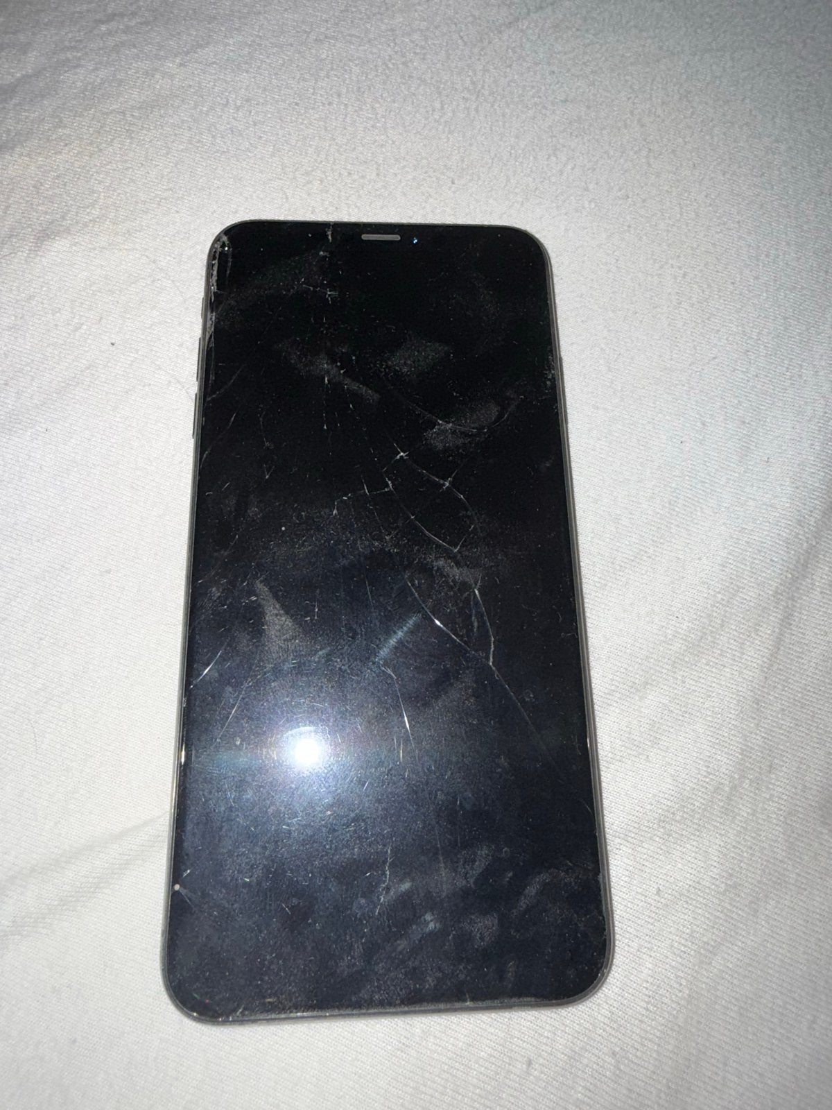 Kapotte iPhone XS Max - Voor onderdelen of reparatie, Telecommunicatie, Mobiele telefoons | Apple iPhone, Ophalen of Verzenden