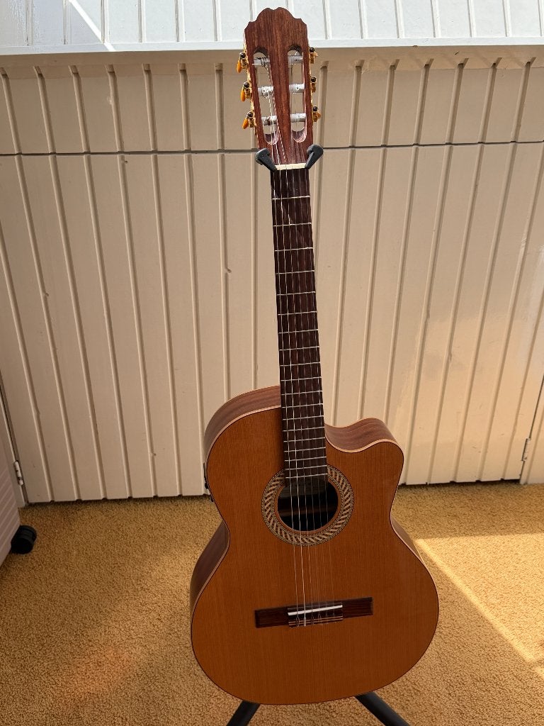 Kremona Sofia S63CW, elek/akoestisch, z.g.a.n., Ophalen, Zo goed als nieuw, Klassieke of Spaanse gitaar, Met (piezo-)element