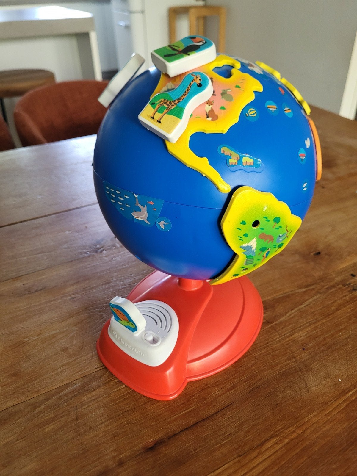 Interactieve wereldbol Clementoni, Ophalen of Verzenden, Zo goed als nieuw, Elektronica, Met geluid