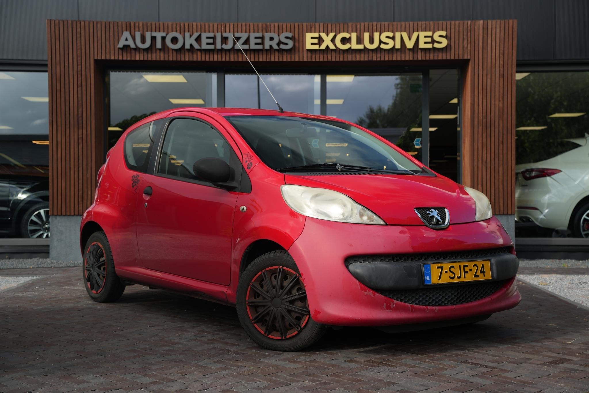 Peugeot 107 1.0-12V XR, Voorwielaandrijving, Stof, Gebruikt, 4 stoelen