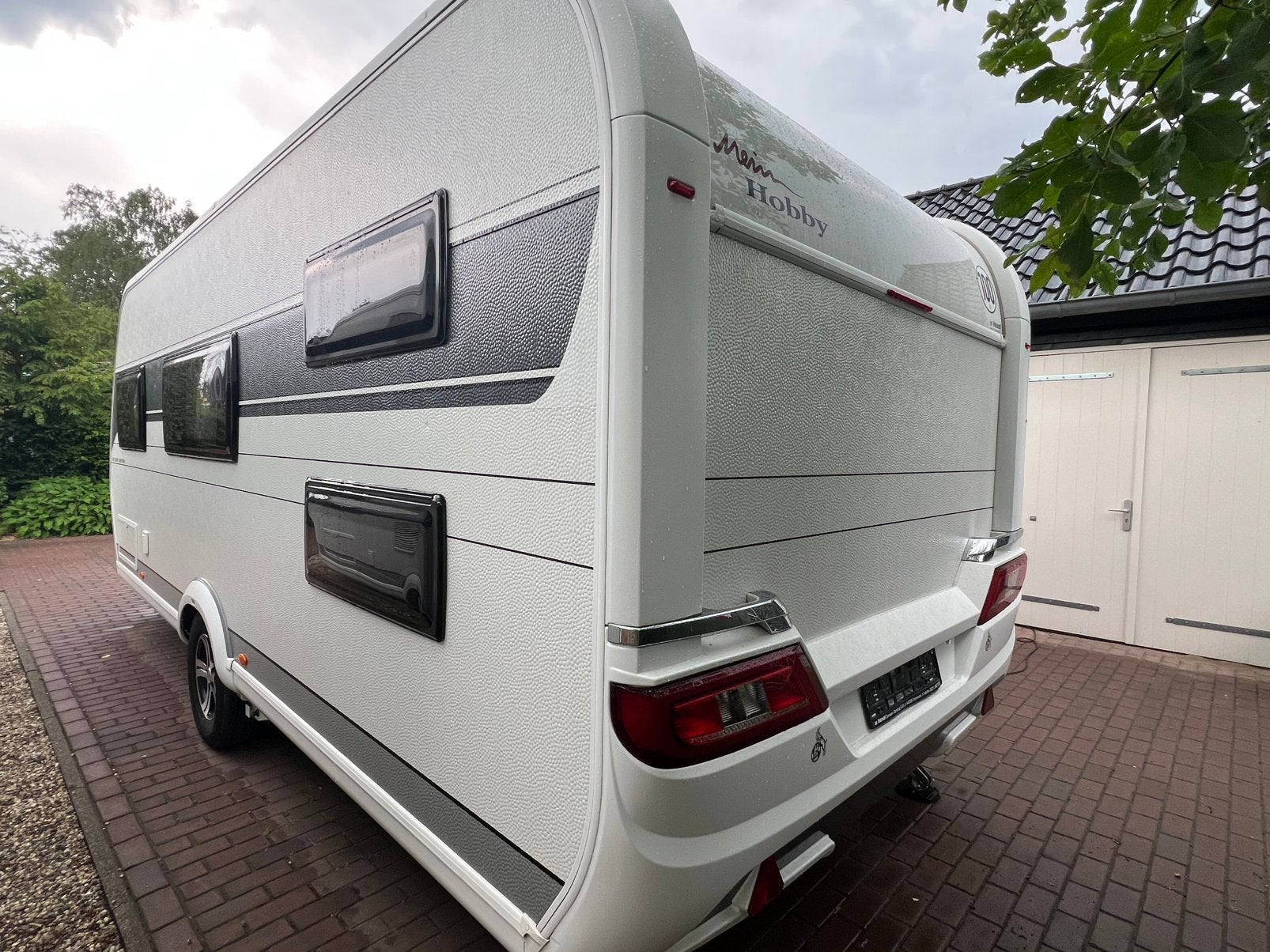 Hobby 545 KMF 2021|Stapelbed|Dakairco|Mover BOMVOL, Stapelbed, Luifel, Hobby, Bedrijf