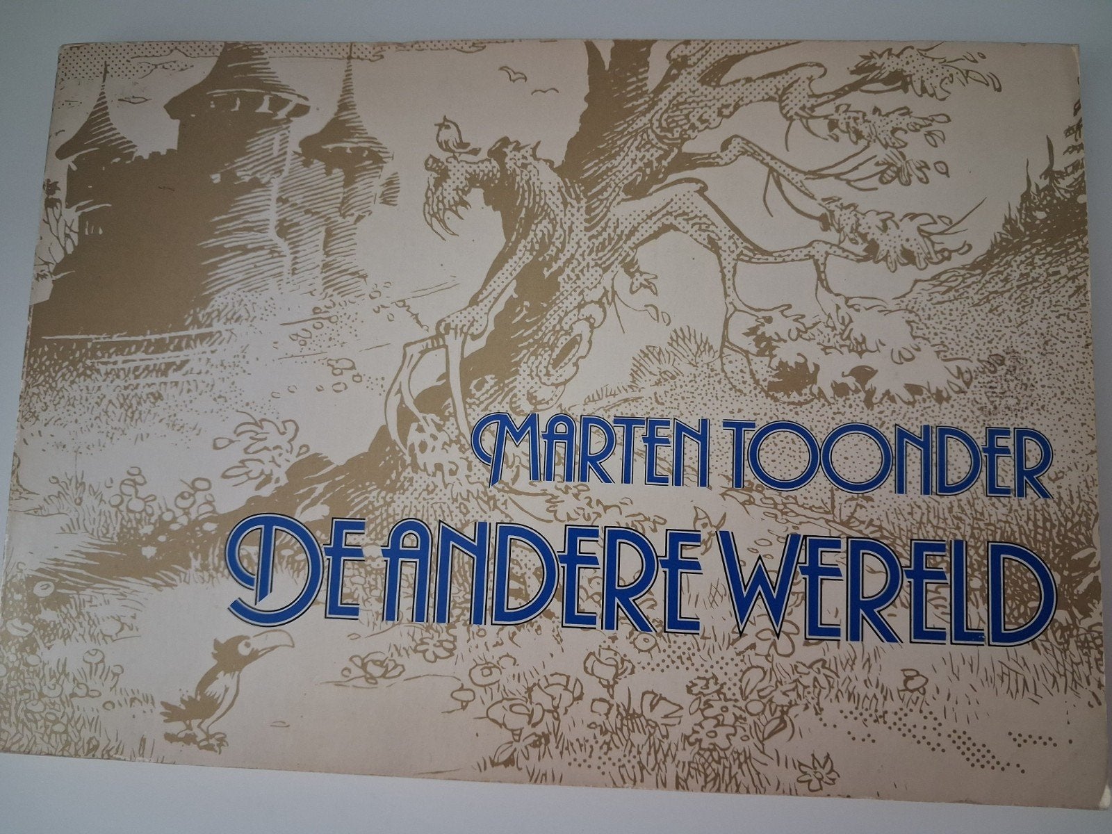Marten Toonder - De Andere Wereld (Boekenweek 1982), Boeken, Ophalen of Verzenden, Gelezen, Marten Toonder