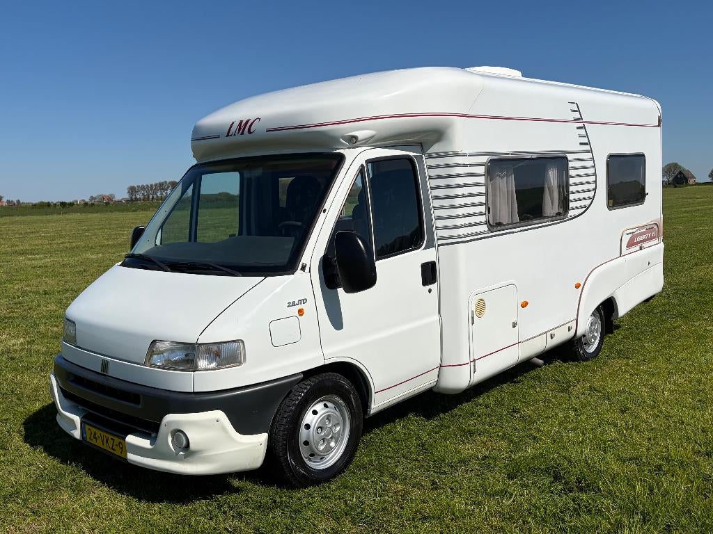 Fiat Ducato 2.8 JTD LMC Liberty TI halfintegraal camper, Caravans en Kamperen, Campers, Ringverwarming, Fiat, Treinzit, Particulier
