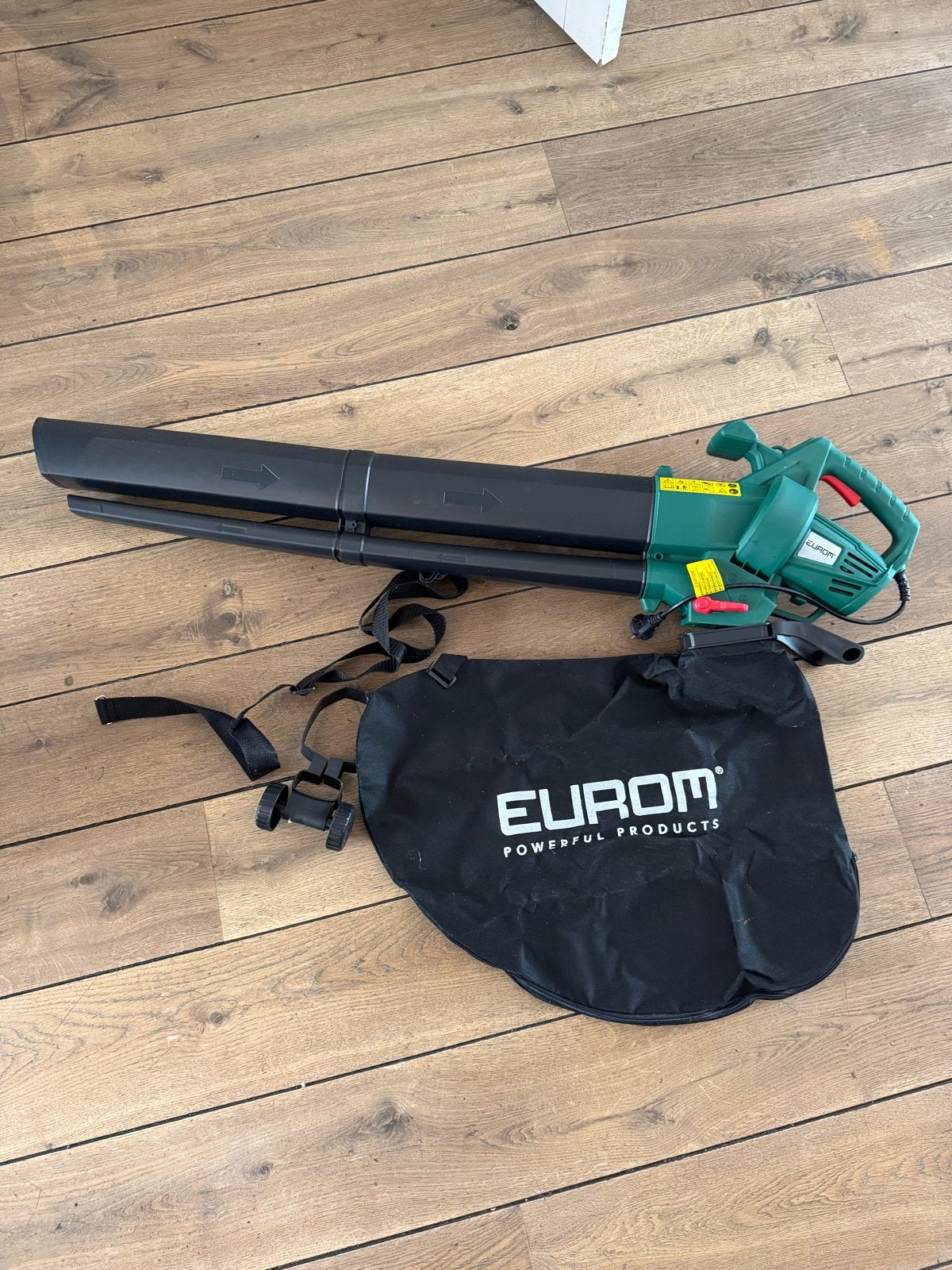 Nieuw! Bladblazer/Bladzuiger Eurom Garden Cleaner 3001, Ophalen, Handgedragen, Nieuw, Met opvangzak