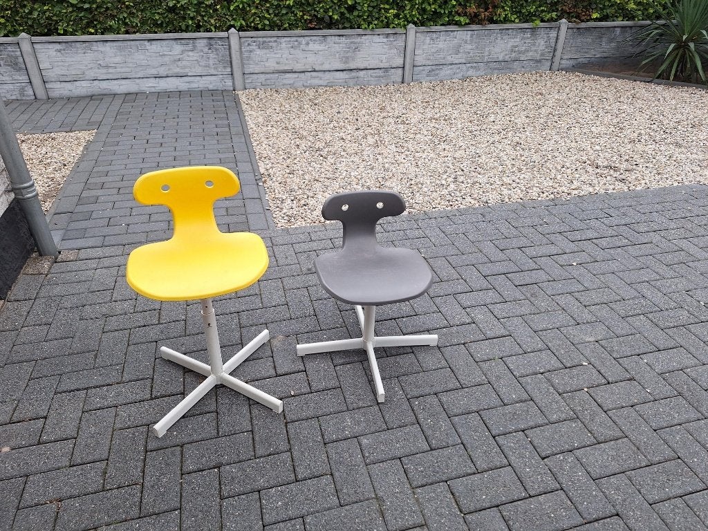 2 stoelen in hoogte verstelbaar geel-grijs 40/55 cm, Ophalen, Overige kleuren, Bureaukruk