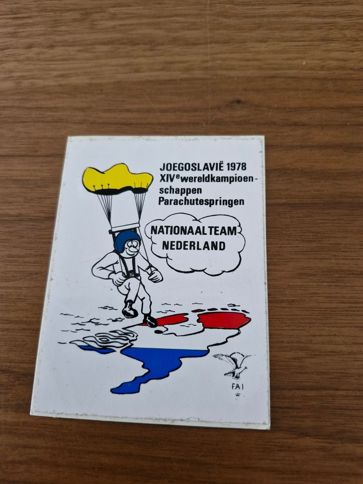 8872 Vintage sticker Joegoslavië 1978 WK Parachutespringen, Ophalen of Verzenden, Gebruikt