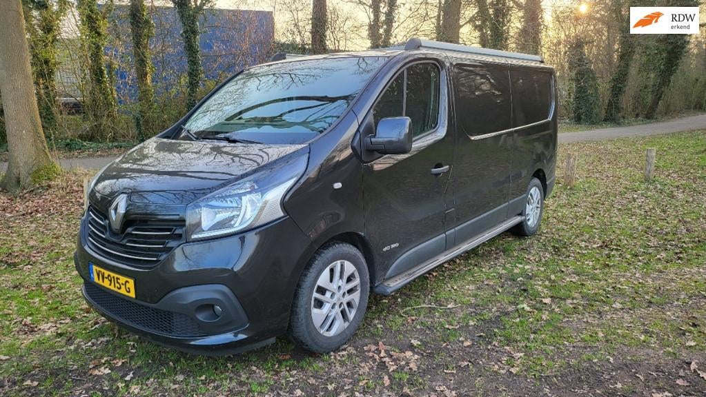 Renault Trafic 1.6 dCi T29 L2H1 DC Comfort,NAV,CC,TrekHaak,I, Voorwielaandrijving, 15 km/l, Gebruikt, 4 cilinders