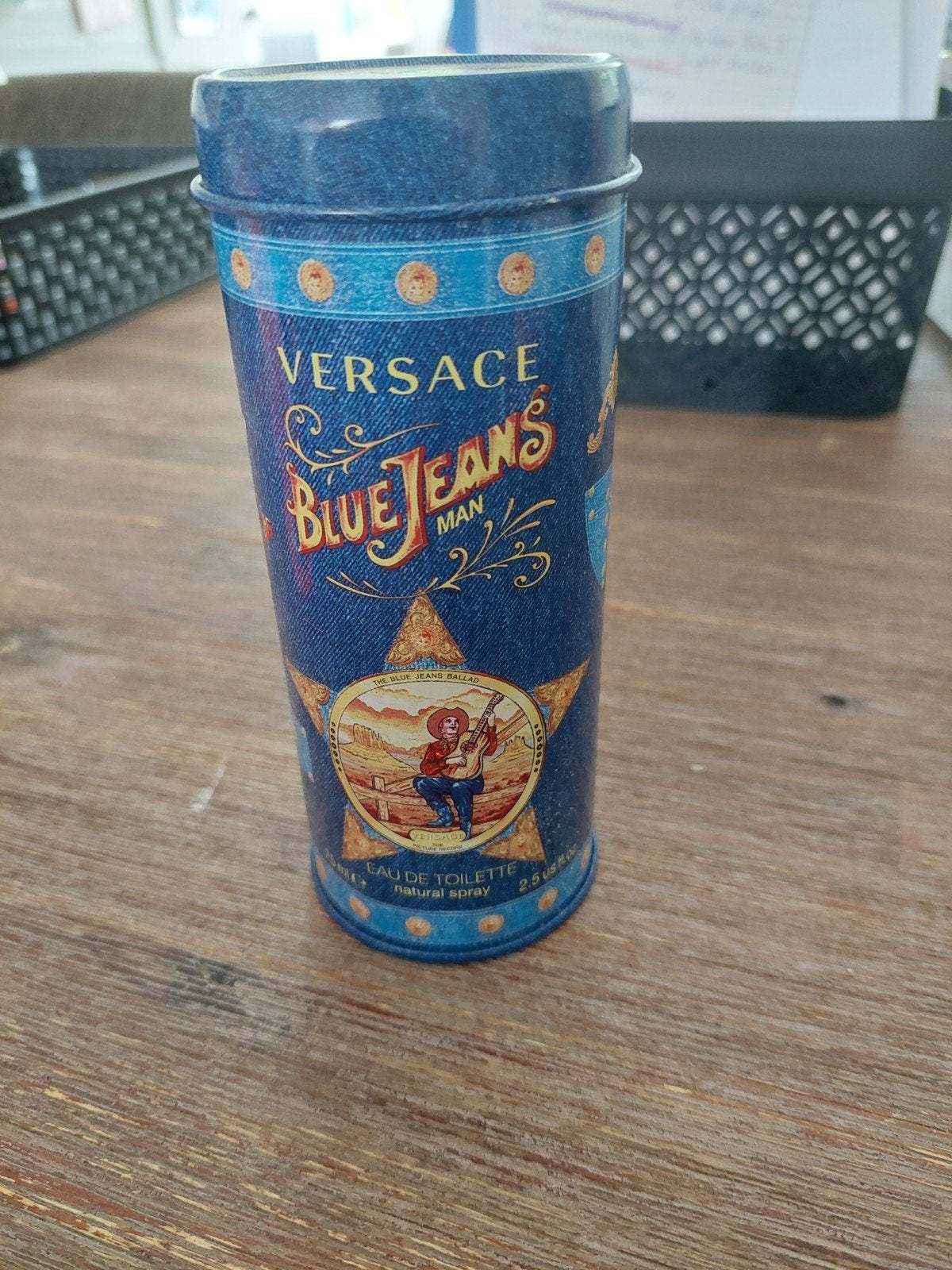 Lege Versace Blue Jeans Man Eau de Toilette bus, Sieraden, Tassen en Uiterlijk, Uiterlijk | Parfum, Ophalen of Verzenden, Gebruikt