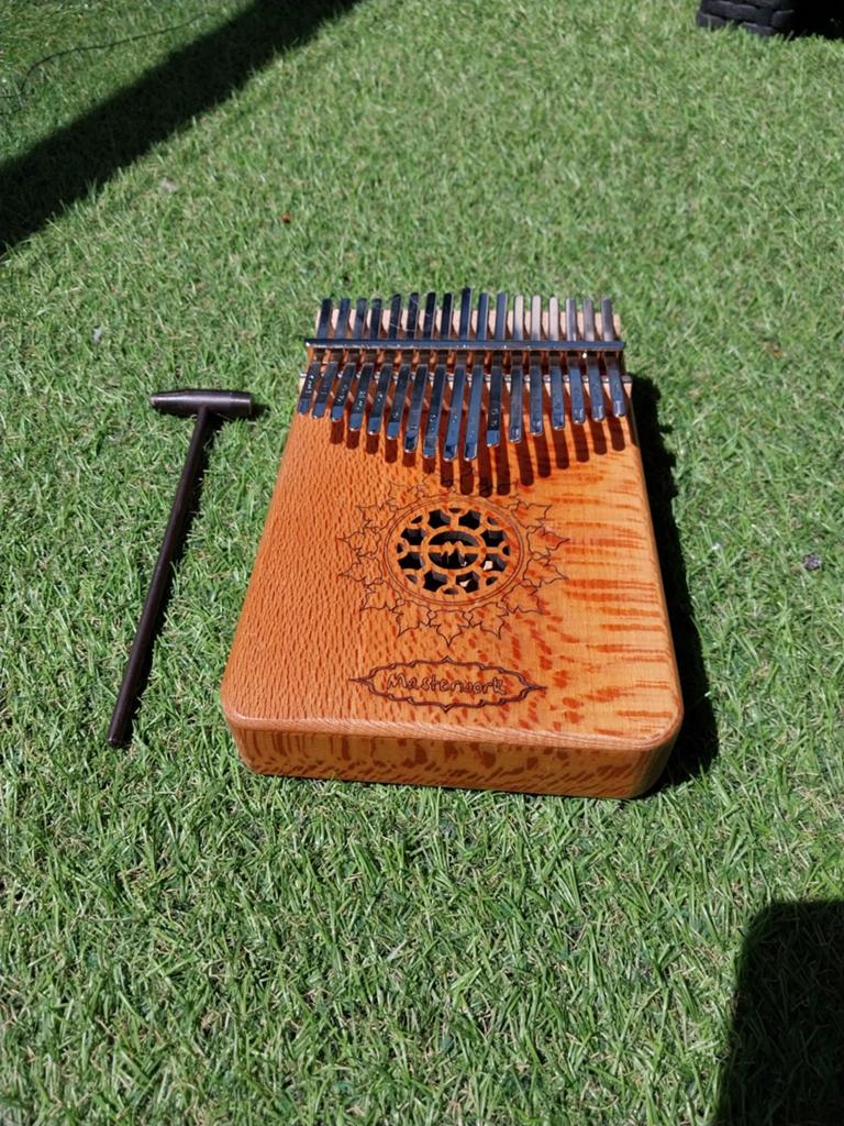Masterwork Kalimba met 21 toetsen en hamer, Ophalen of Verzenden, Zo goed als nieuw