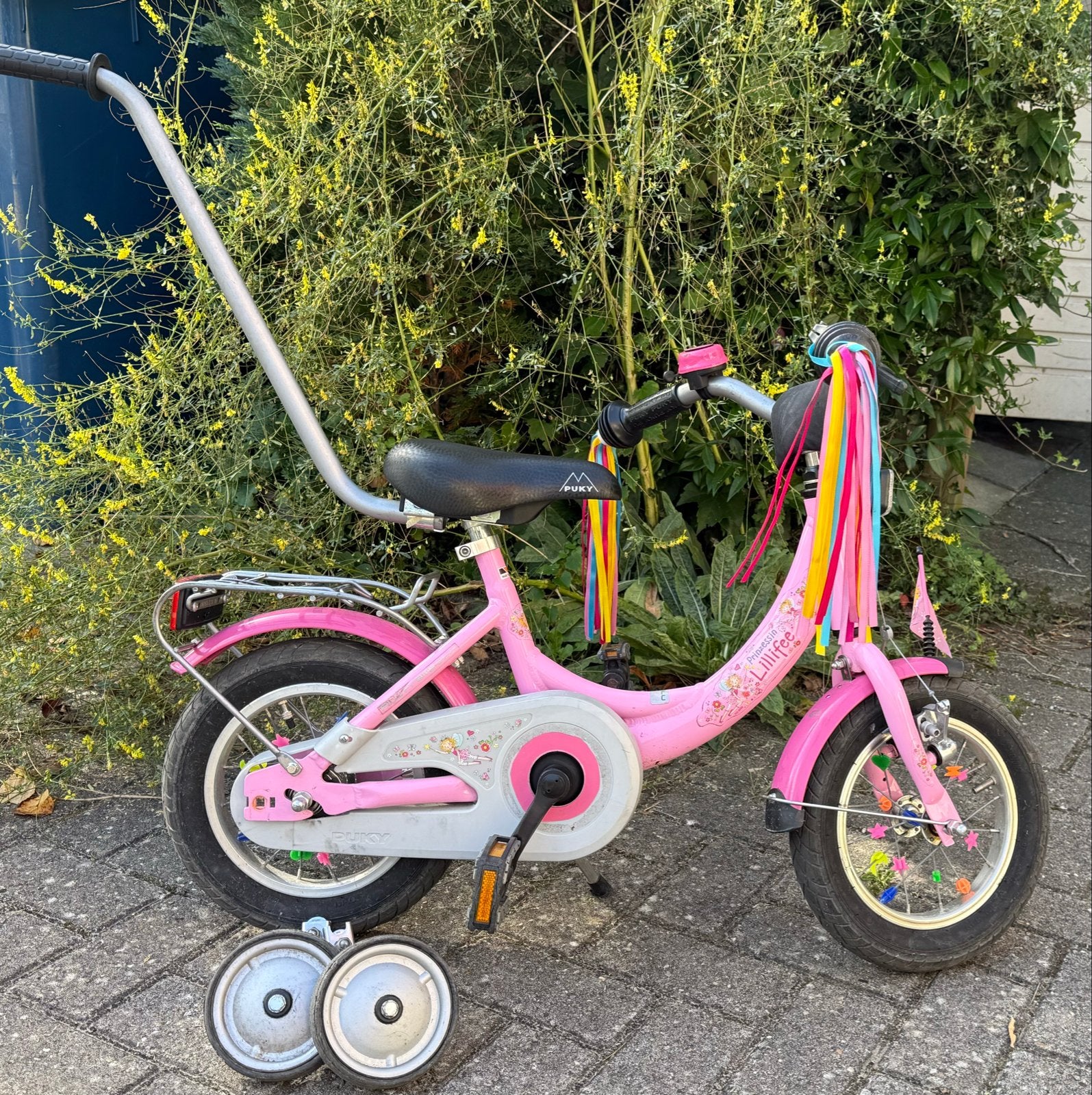 Puky Lillifee kinderfiets roze 12 inch met zijwieltjes, Fietsen en Brommers, Ophalen, Terugtraprem, Zijwieltjes, Gebruikt