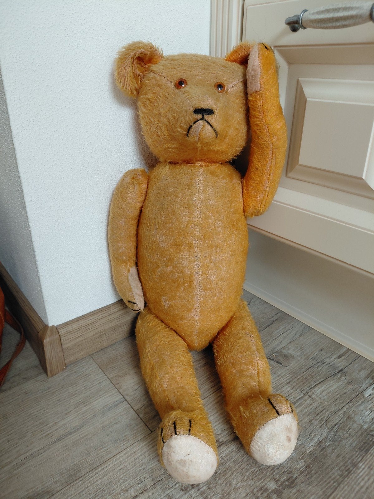 Prachtige lieve oude Teddy- Beer. 60 cm lang., Ophalen of Verzenden