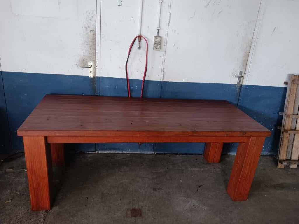 Robuuste douglashouten tuintafel, Huis en Inrichting, Tafels | Eettafels, Ophalen, Gebruikt, 50 tot 100 cm, Vijf personen of meer