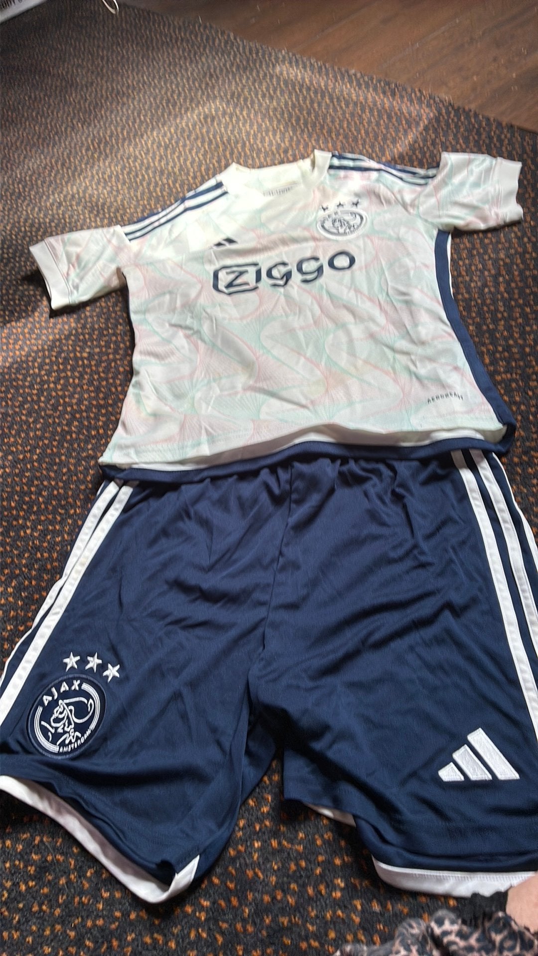 Ajax tenue maat 152 voor 11-12 jaar zgan, Maat XS of kleiner, Ophalen of Verzenden, Zo goed als nieuw, Set