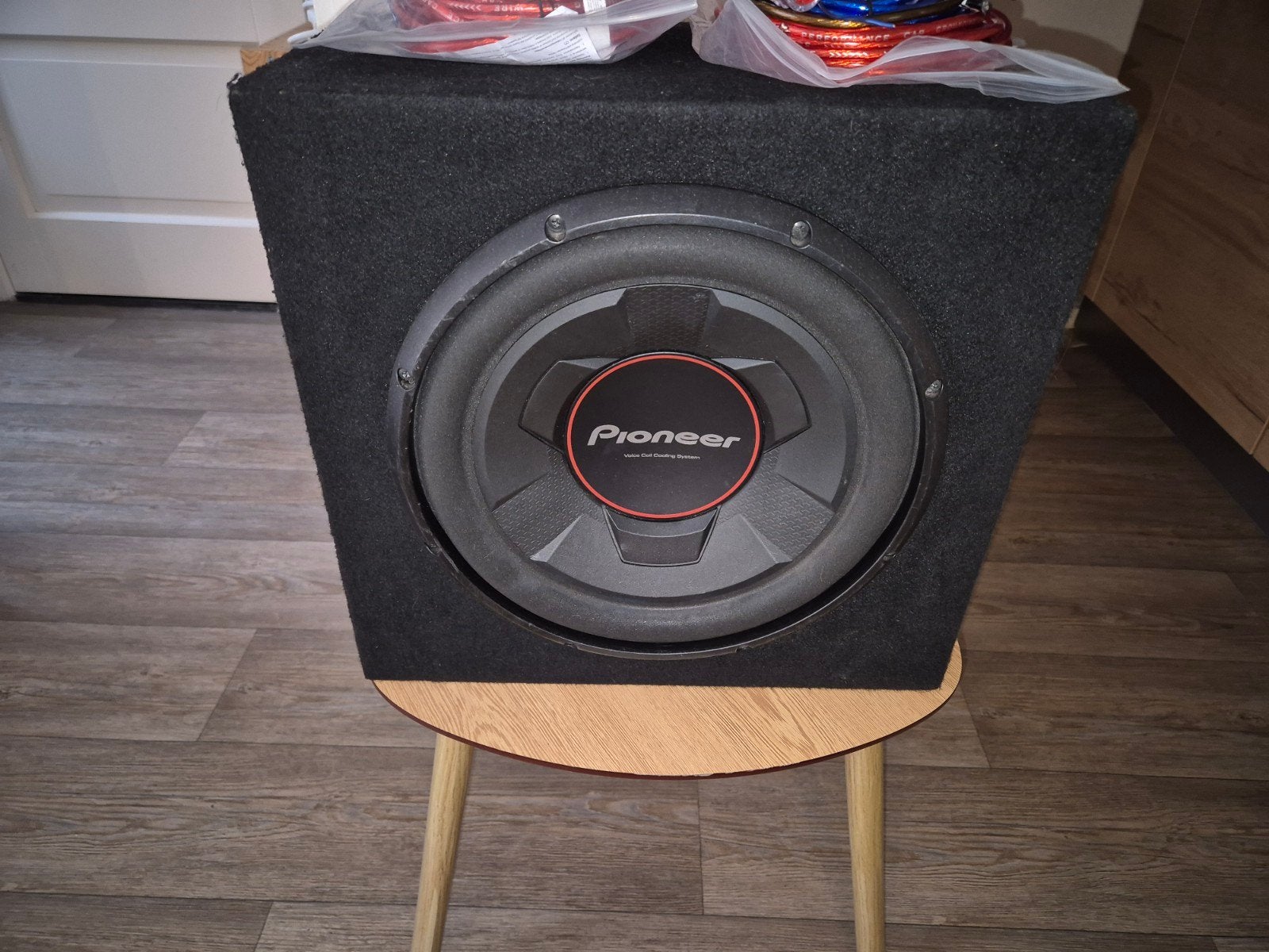 Pioneer Subwoofer met 600W Versterker en Kabelset, Ophalen