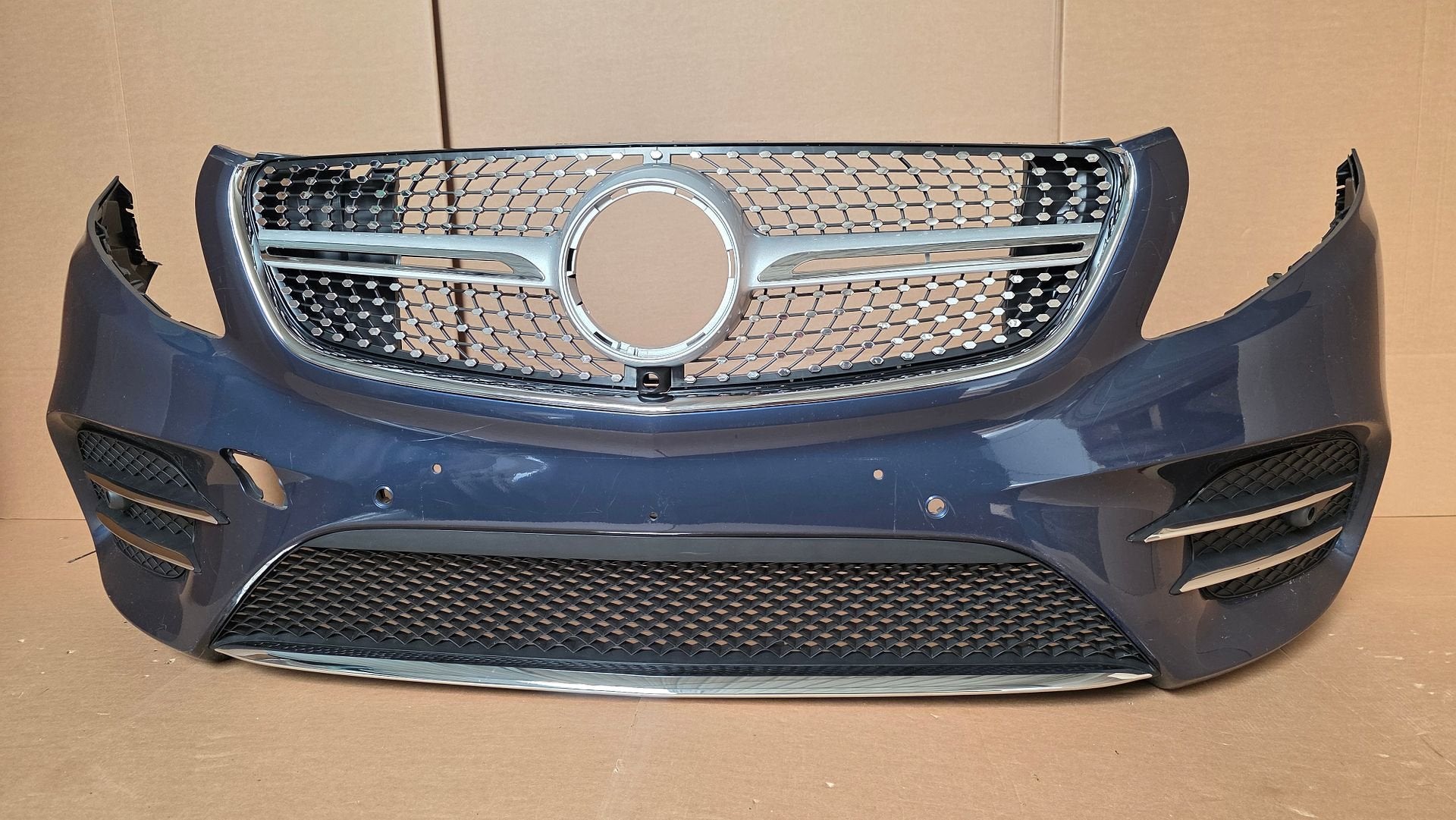 Voorbumper Mercedes V KLASSE W447 VITO AMG PDC A4478851000, Auto-onderdelen, Gebruikt, -, Voor, Ophalen of Verzenden