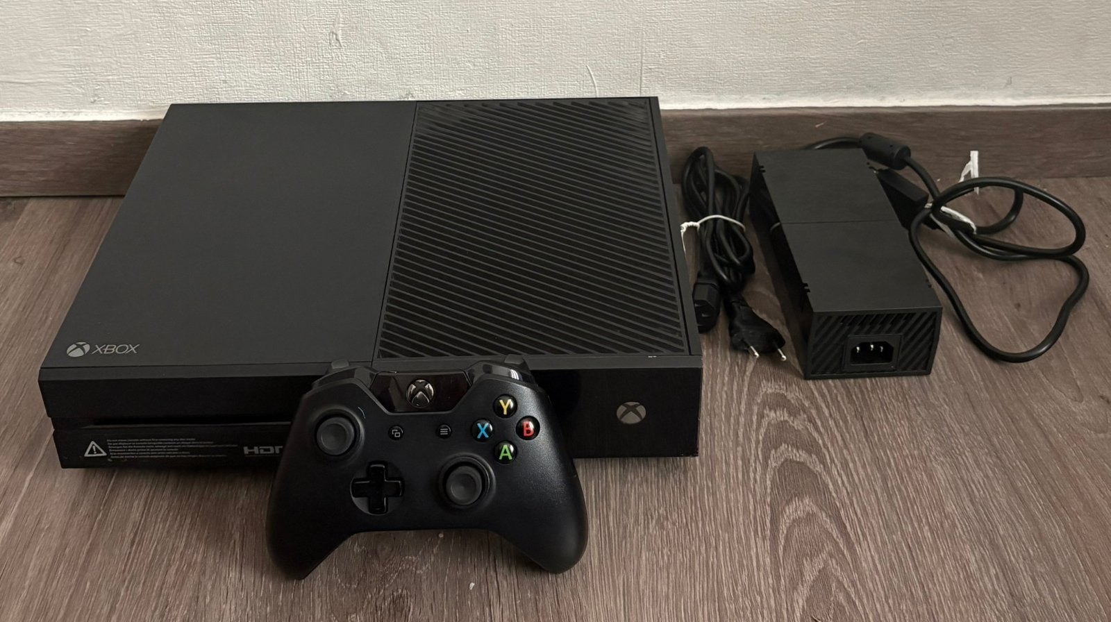 Xbox one 500gb werkt perfect staat! Alle kabbels erbij, Ophalen, Online, 1 speler, Zo goed als nieuw