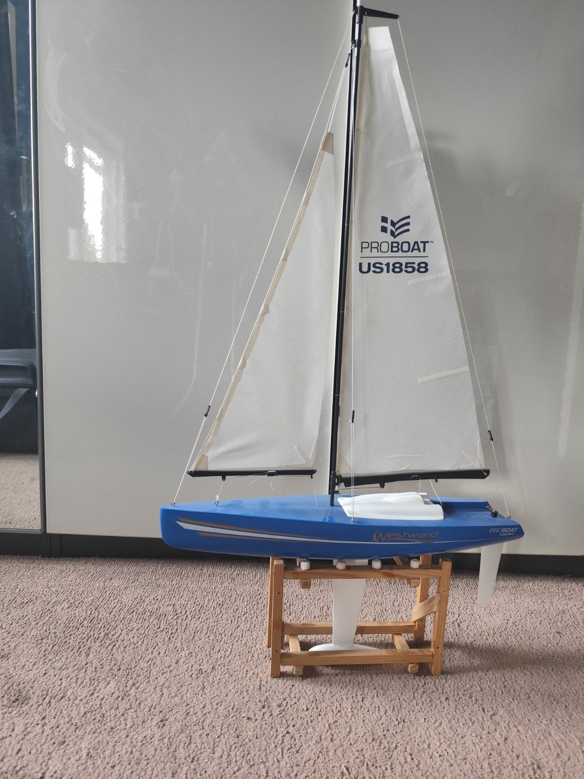 ProBoat Westward US1858 RC Zeilboot in goede staat, Ophalen of Verzenden, Gebruikt