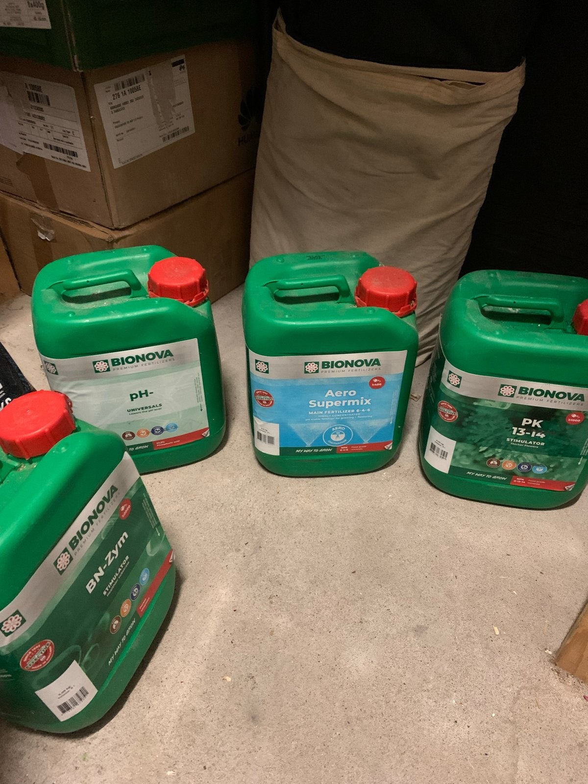 Bionova Voedingspakket: pH-, Aero Supermix, PK 13-14, BN-Zym, Ophalen of Verzenden, Zo goed als nieuw