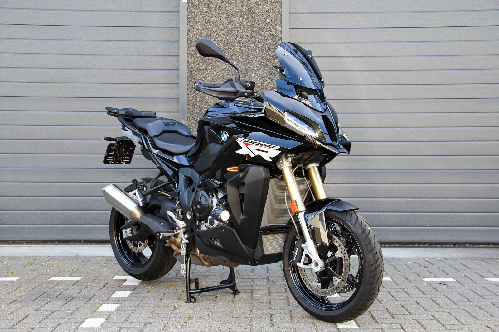 BMW S1000XR Black Storm | Dynamic | Touring | S 1000 XR, Occasion, 4 cilinders, Motorrijbewijs A, Handvatverwarming