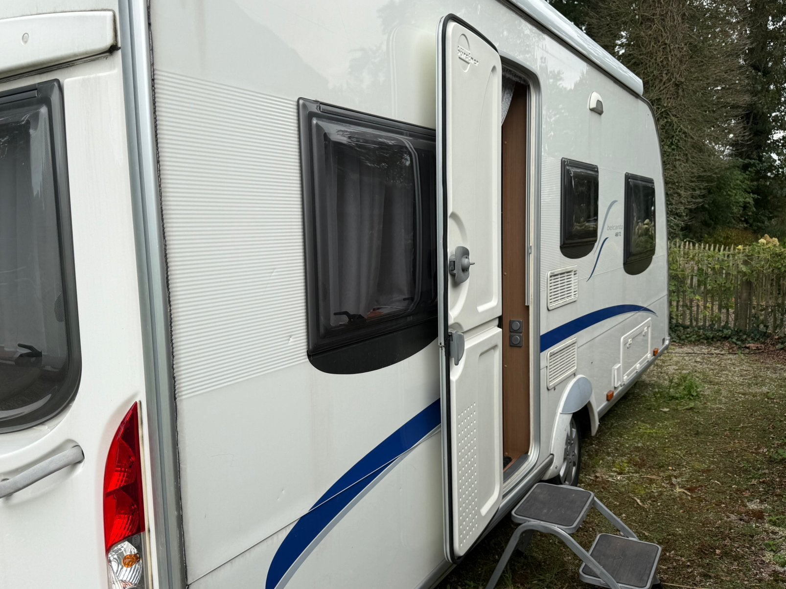 Bürstner TL460 Jubilee, Rondzit, Particulier, Bürstner, 4 tot 5 meter
