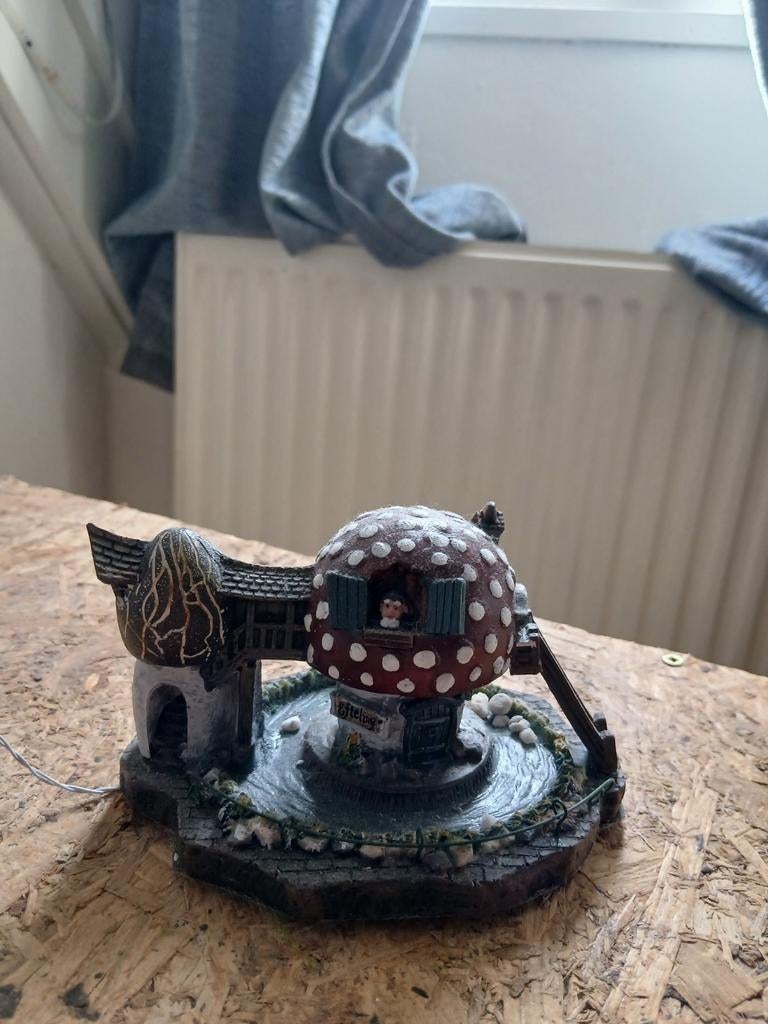 Miniatuur huisjes +roodkapje van de efteling, Huis en Inrichting, Ophalen of Verzenden