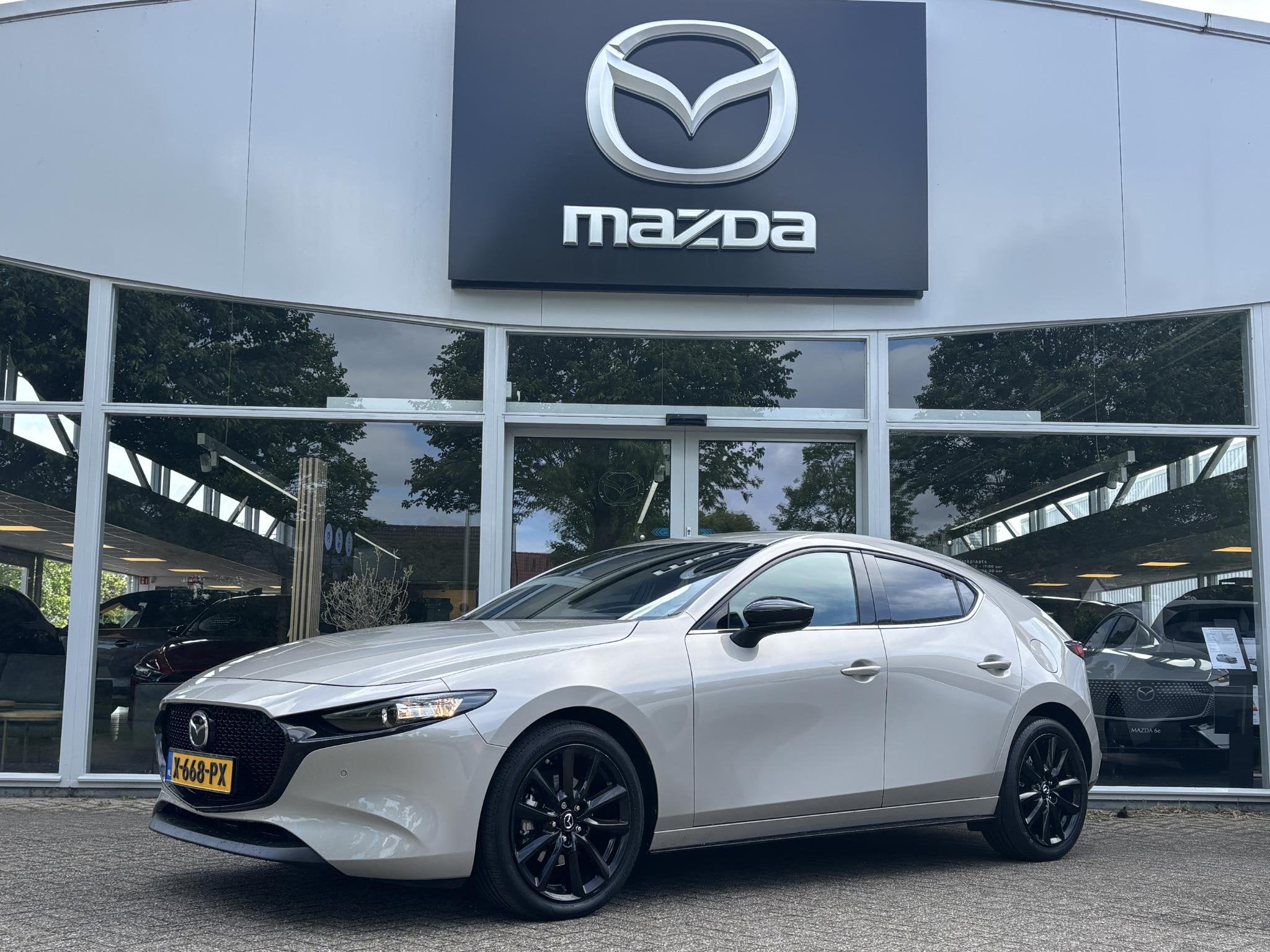Mazda 3 2.0 e-SkyActiv-G M Hybrid 150 Homura NL-Auto,1e Eig, Auto's, Mazda, Voorwielaandrijving, Stof, Gebruikt, Euro 6