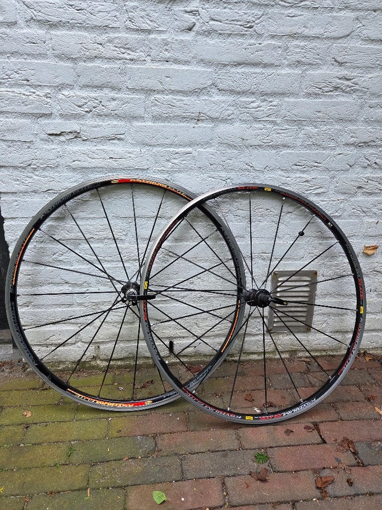 Mavic wielenset racefiets, 28 inch, Gebruikt, Velgrem, Aluminium