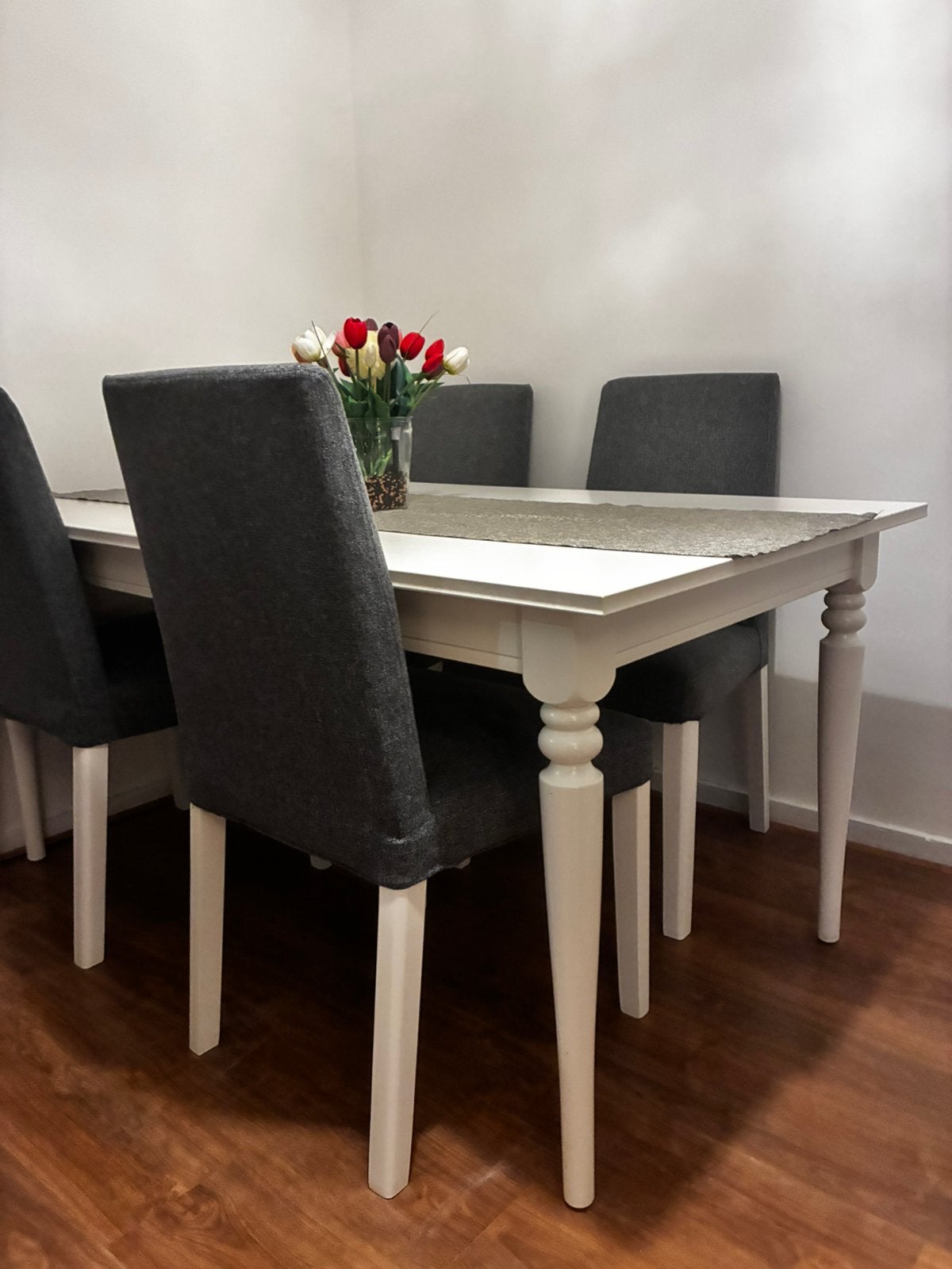 Eetkamertafel (uitschuifbaar) met 4 stoelen, Ophalen, 50 tot 100 cm, Zo goed als nieuw, Vijf personen of meer